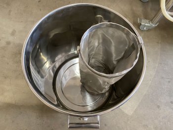 8" hop filter in a 15G kettle